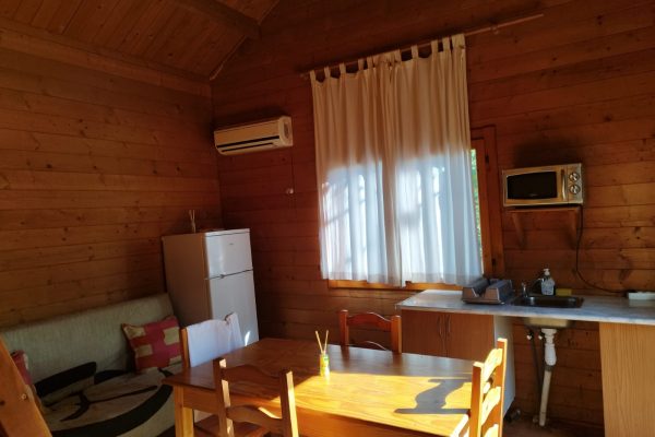 barraca-madera-lafalanguera (1)